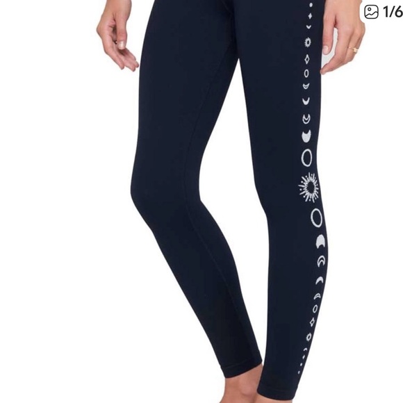 NWT Spiritual Gangster High Waisted Leggings with Celestial Design XS/S - Picture 3 of 7